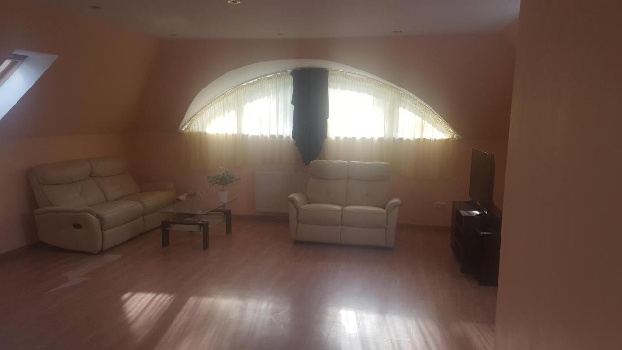 Bliss Apartment Tata Luaran gambar